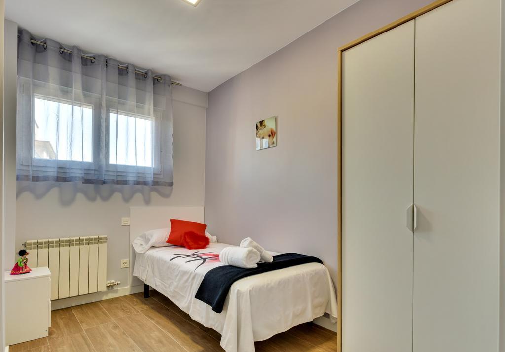 Apartamentos San Lazaro Zaragoza Eksteriør billede
